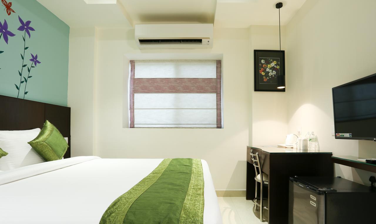 Hotel Treebo C Plaza Vijayawāda Exterior foto