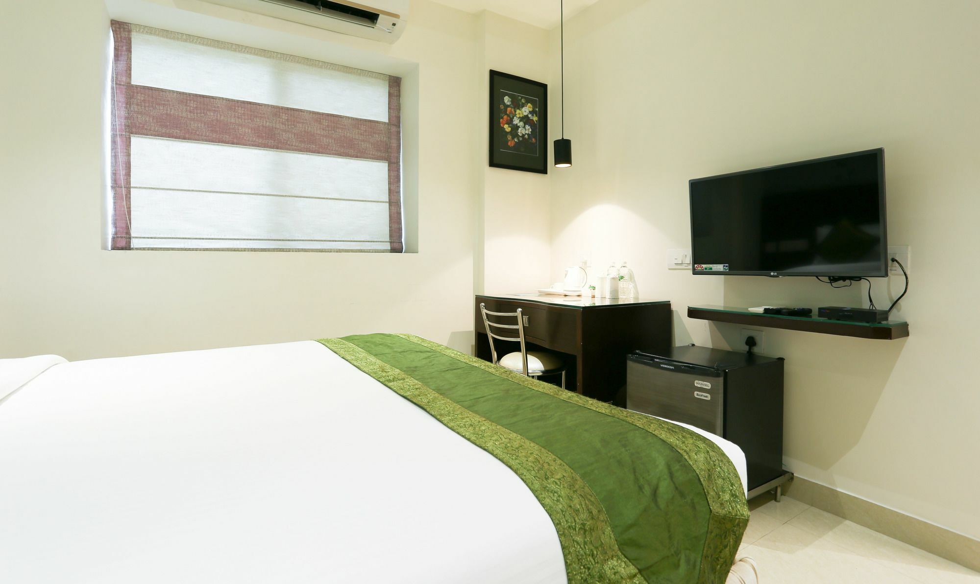 Hotel Treebo C Plaza Vijayawāda Exterior foto